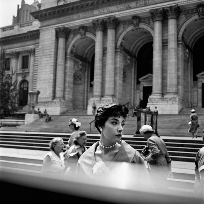 Vivian Maier, New York Public Library, New York, 1952 ca.  Vivian Maier/Maloof Collection, Courtesy Howard Greenberg Gallery, New York