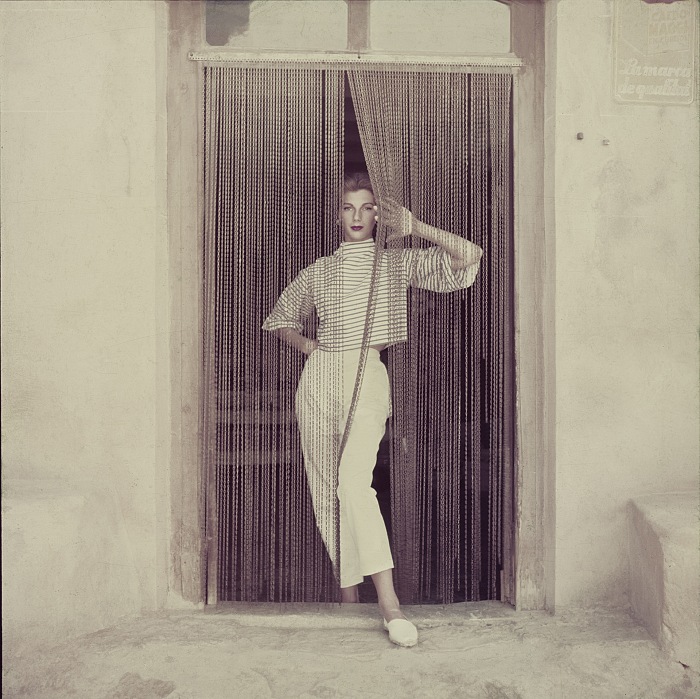 Milton Greene, Sessione di moda per la rivista Life, Marjorca, Spagna, 1952.  Milton Greene