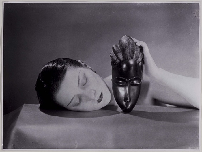 Man Ray, Noire et blanche, 1926. Fotografia / photograph new print, 1980.  Man Ray Trust by SIAE 2018