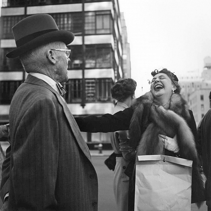 Vivian Maier, New York, NY, October 1954.  Vivian Maier / Maloof Collection. Courtesy Howard Greenberg Gallery, New York