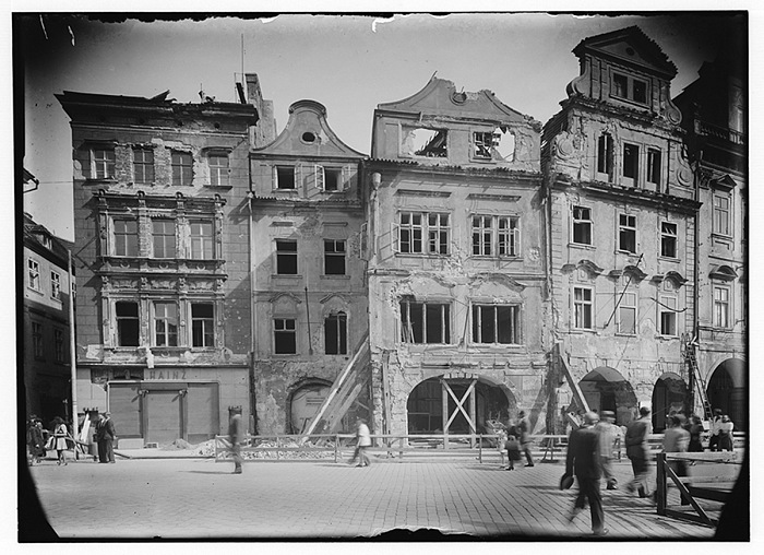 Josef Sudek, Praga (positivo), 1945.  Josef Sudek