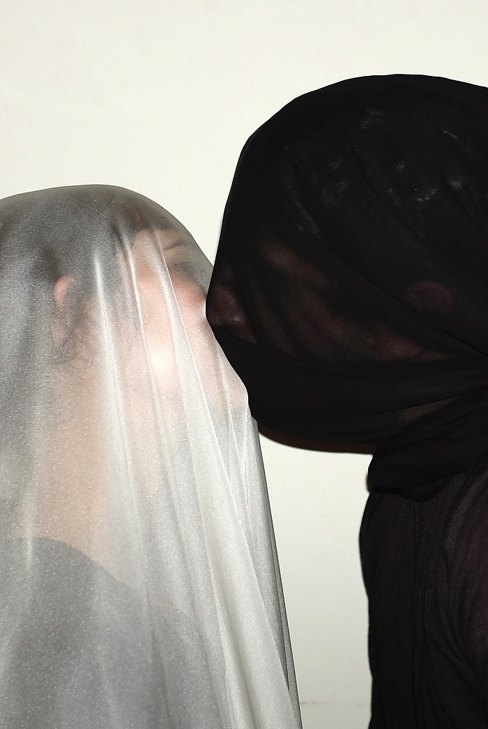 Lucie Khahoutian,  dalla mostra With All This Darkness Around Me I Feel Less Alone.  Lucie Khahoutian