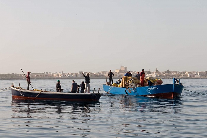 Laura Croc, dalla mostra Il ritorno della tonnara a Favignana: il lavoro dell'uomo tra terra e mare.  Laura Croc.