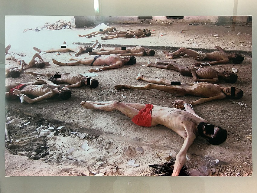 Dalla mostra Nome in codice: Caesar. Detenuti siriani vittime di tortura.  Mimmo Cacciuni Angelone.