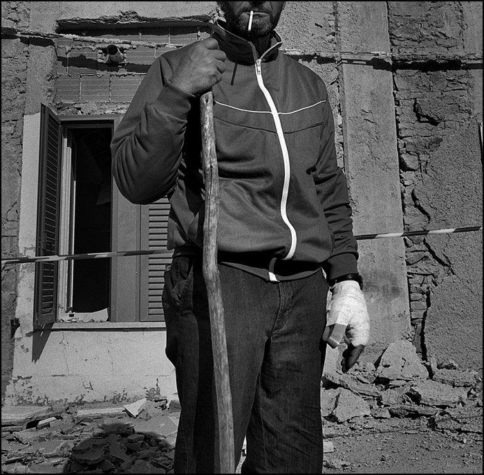Bruno Tamiozzo, dalla mostra Polvere, Amatrice, 2016.  Bruno Tamiozzo.