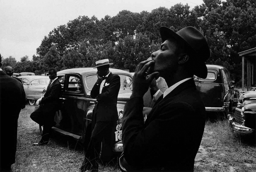 Robert Frank, Funerale, St. Helena, South Carolina, 1955.  Robert Frank da Gli Americani