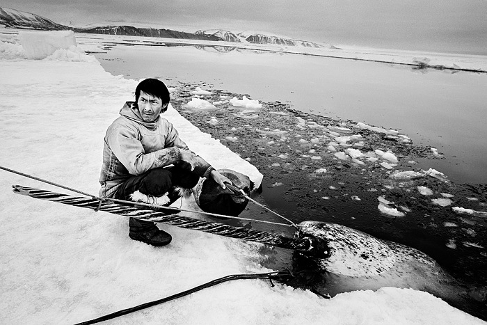 Ragnar Axelsson, Thule, 1988.  Ragnar Axelsson