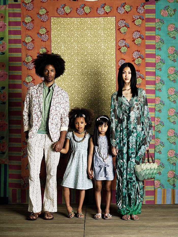 Giovanni Gastel, Ritratto di famiglia per Vanity Fair, 6 maggio 2009.  Giovanni Gastel