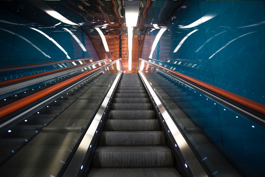 Alessandro Capurso, La metropolitana di Napoli.  Alessandro Capurso.