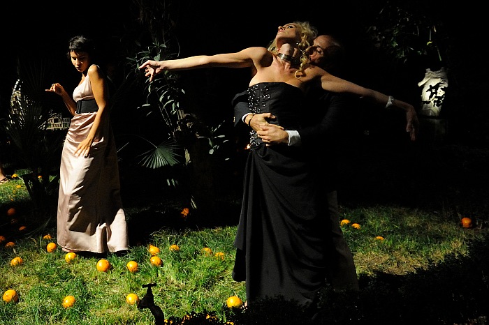 Gianni Fiorito, dal set de Il Divo di Paolo Sorrentino, 2007. Nella foto Carlo Buccirosso.  Gianni Fiorito