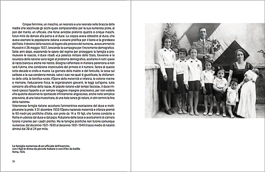 Dal libro Storia d'Italia in 100 foto, dal capitolo 1919  1945 a cura di Emilio Gentile, pagine 70-71.