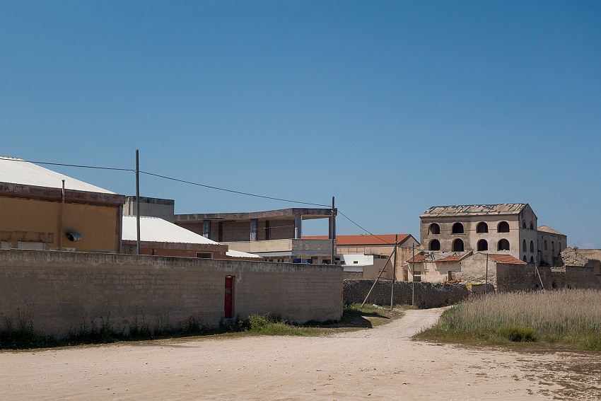 Carlo Garzia, dalla mostra A Mola, periferia Sud.  Carlo Garzia.