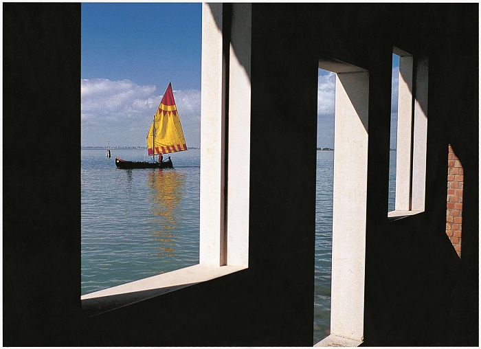 Fulvio Roiter, Isola di San Giacomo in Paludo, Laguna veneta, 2005.  Fondazione Fulvio Roiter