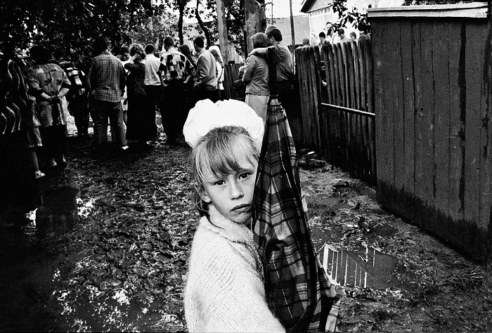 Antonella Monzoni, da Il matrimonio di Luba, Ucraina, 2004.  Antonella Monzoni
