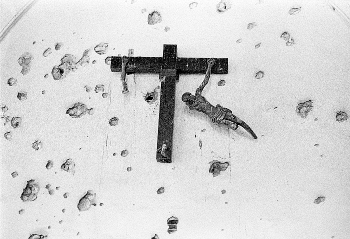 Romano Cagnoni, Suez Canal, 1973.  Romano Cagnoni.