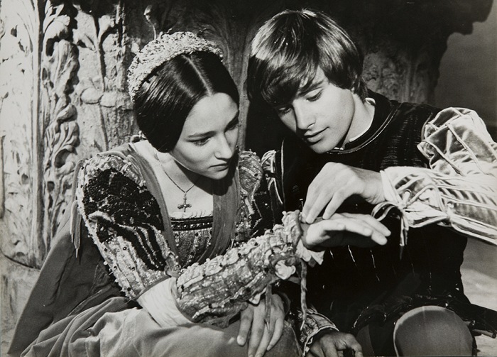 Sul set del film Romeo & Giulietta diretto da Franco Zeffirelli. Courtesy Fondazione Zeffirelli