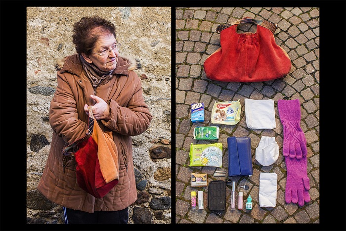 Laura Wilhelm, dal progetto La verità nella borsa di una donna, Gianna, Italia. © Laura Wilhelm.