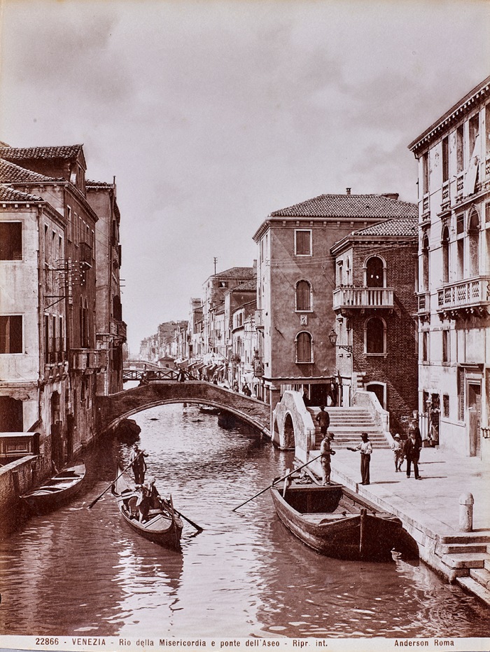 Venezia. Rio della Misericordia e ponte dell’Aseo (stampa del 1915 c.a.). © Fratelli Alinari - Firenze