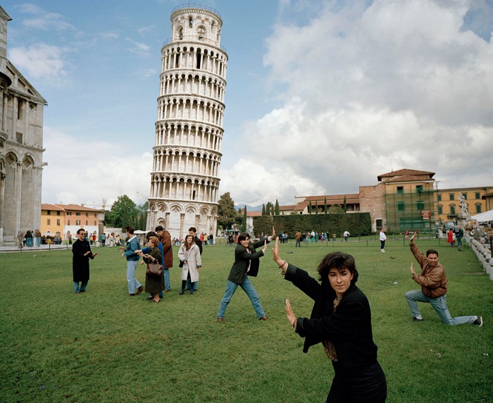 Martin Parr, The Leaning Tower of Pisa, Pisa, Italy. From Small World, 1990. © Martin Parr/Magnum Photos