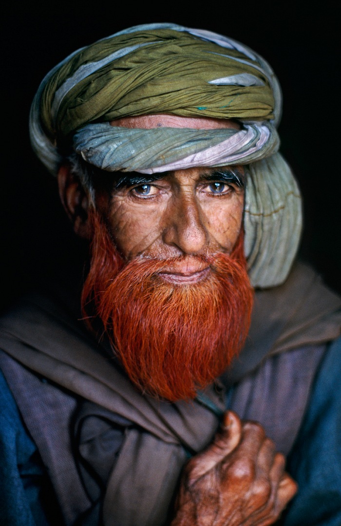 Steve McCurry, Srinagar, India, 1995. © Steve McCurry/Magnum Photos