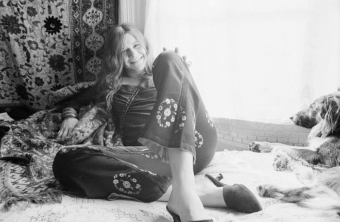 Baron Wolman, American singer and songwriter Janis Joplin (1943-1970) at her home in Haight-Ashbury, San Francisco, November 1967. © Baron Wolman