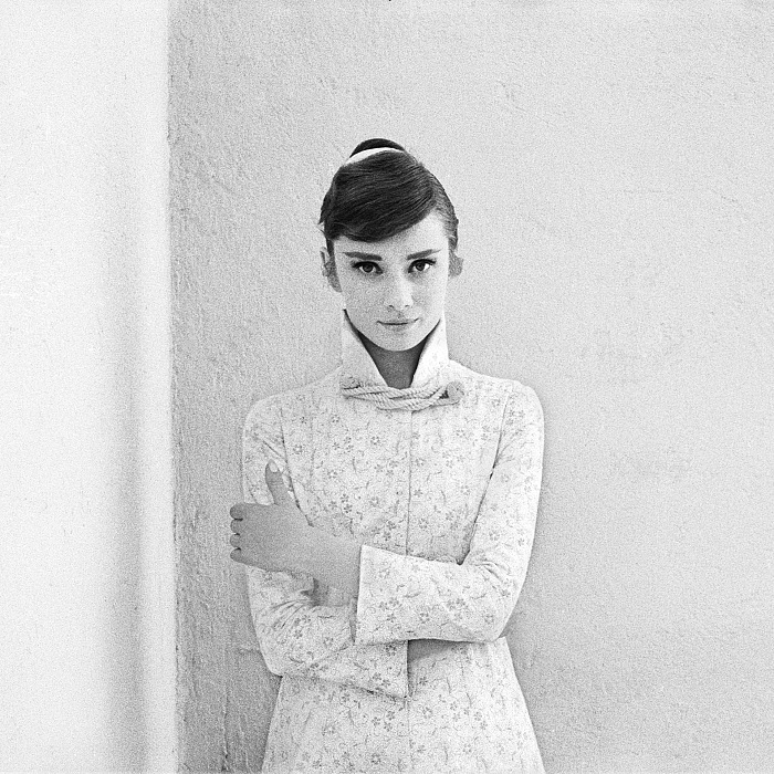 Milton Greene, Audrey Hepburn per Guerra e pace, 1955. © Milton Greene