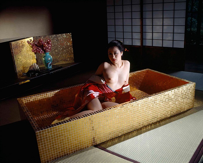 Nobuyoshi Araki, Tokyo 21 02 2009.  Nobuyoshi Araki. Courtesy of Fondazione Bisazza