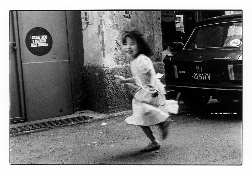 Armando Rotoletti, dal lavoro La comunità cinese a Milano. 1988-1992. © Armando Rotoletti.